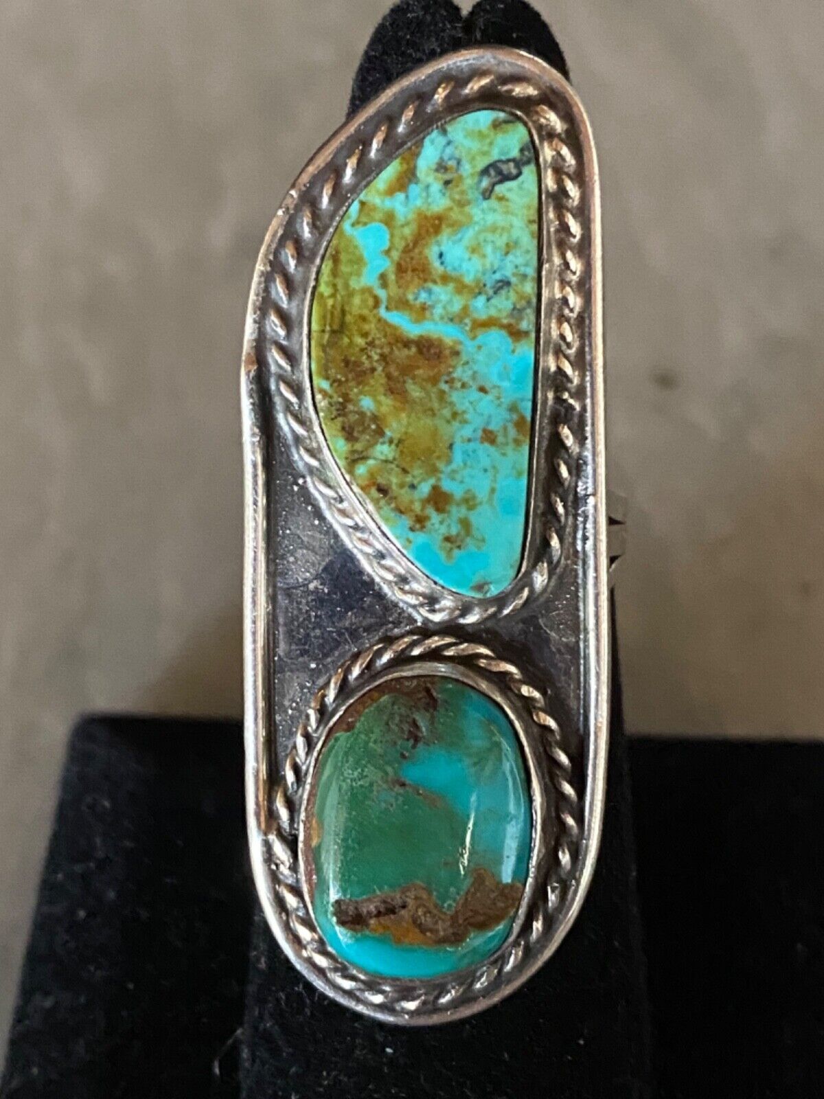 Vintage Navajo Native American Sterling Silver Turquoise Ring-Great Stones