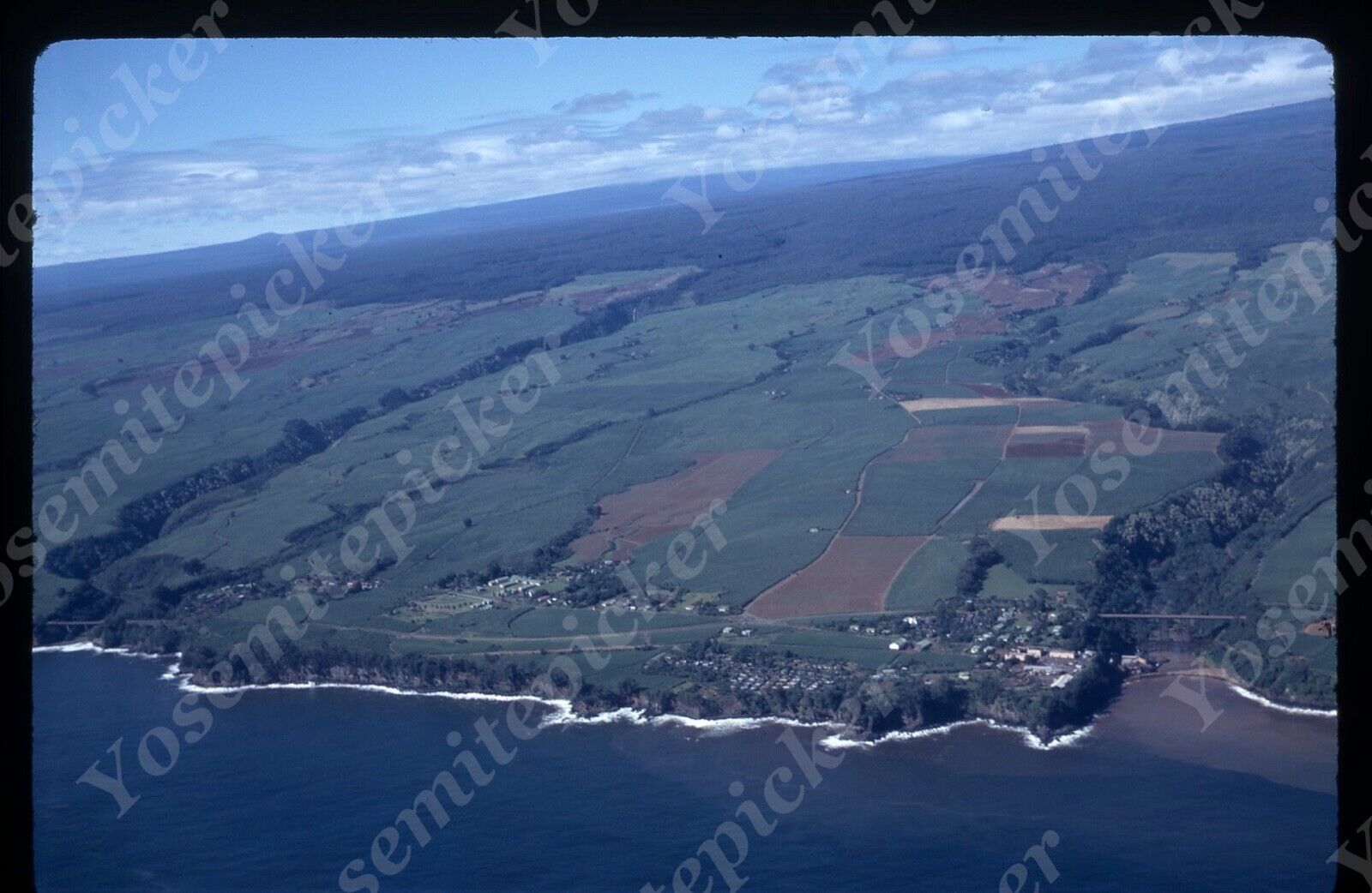 sl72  Original slide 1960\'s Hawaii Hakalau stream aerial view 085a
