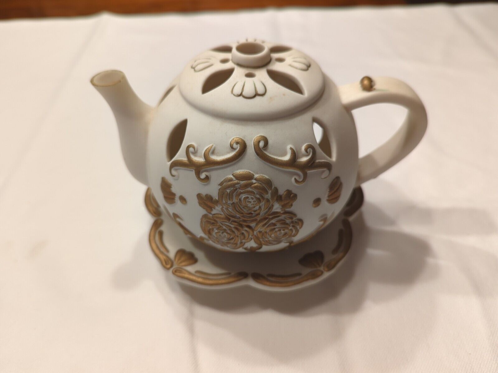 PartyLite Bisque Ivory Gold Trim Teapot Saucer Tea Light Rose Peony Votive P7301