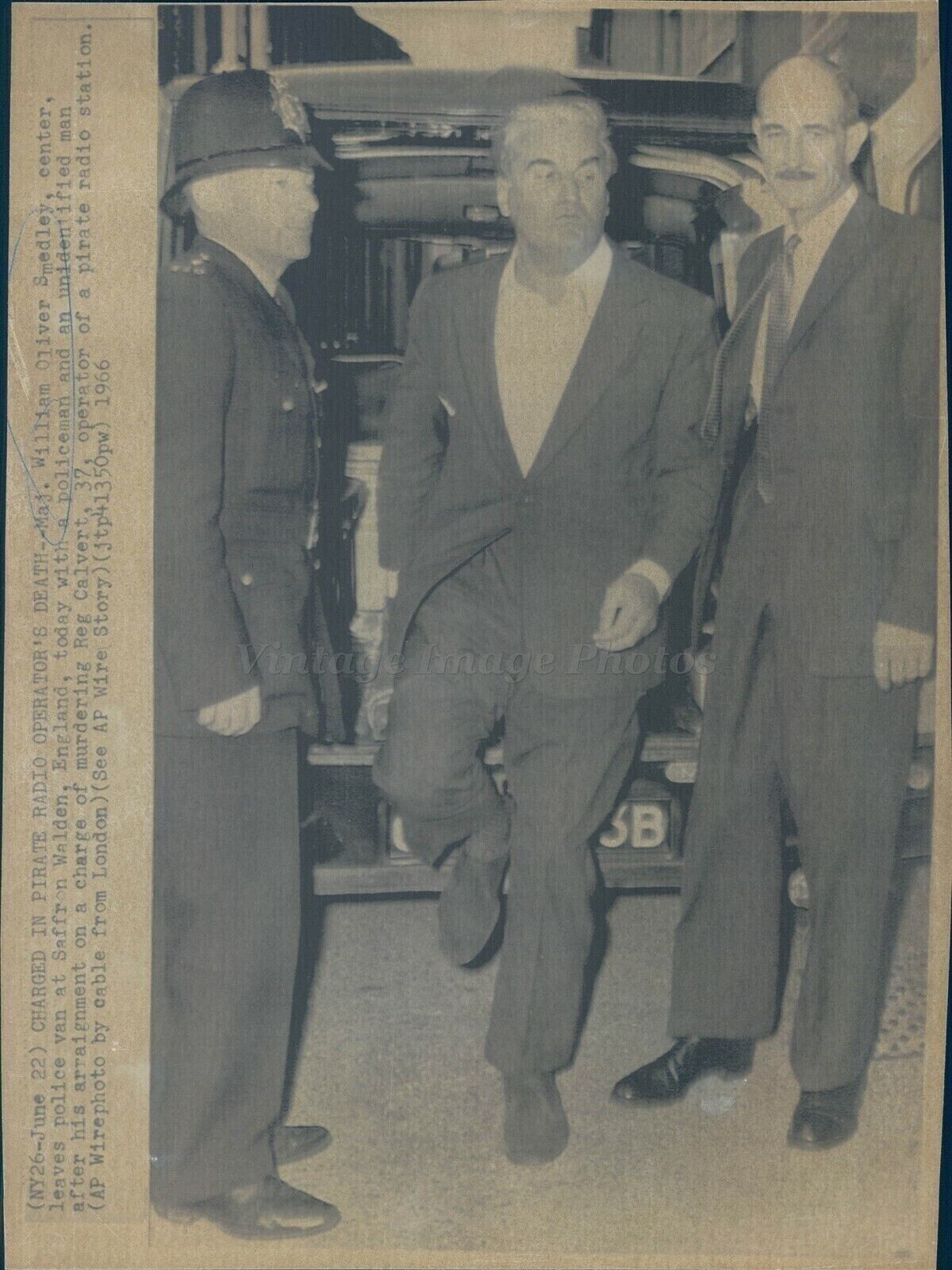 1966 Press Photo Major William Oliver Smedley Police Van Walden Radio Station