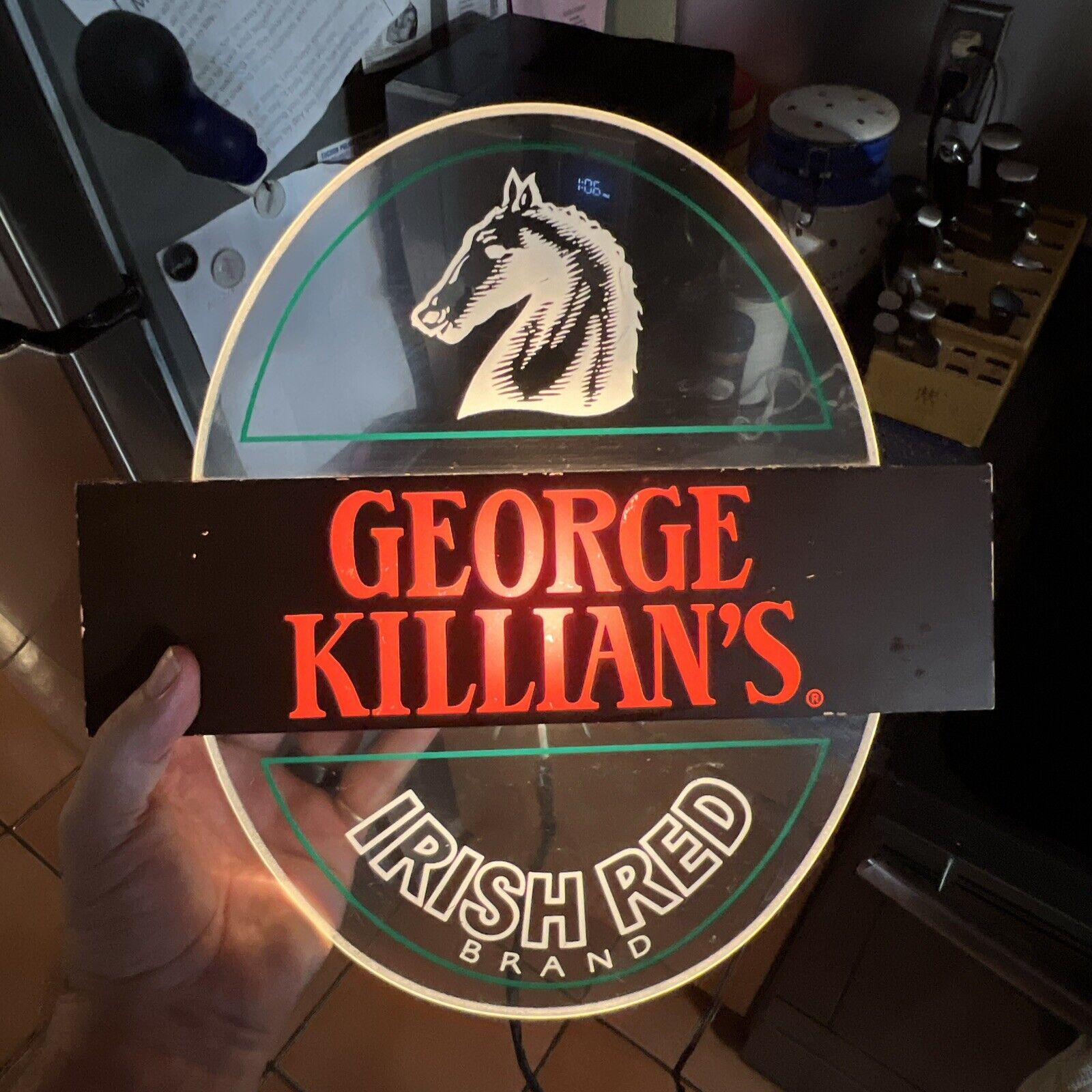 GEORGE KILLIAN’S IRISH RED LIGHTED SIGN 14x12