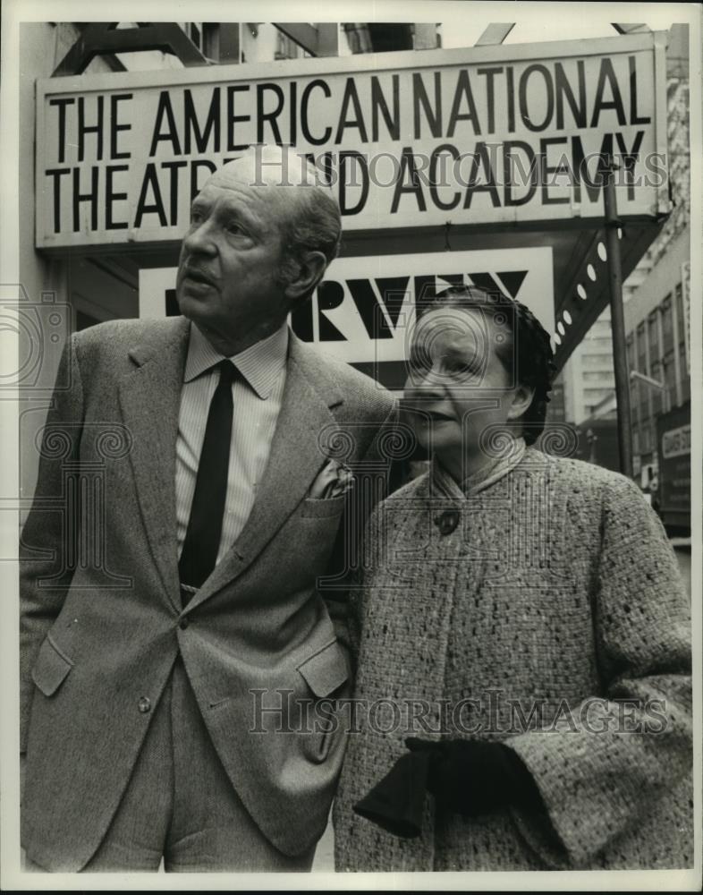 1970 Press Photo Alfred de Liagre, Jr. with Jean Dalrymple - U.S. venture
