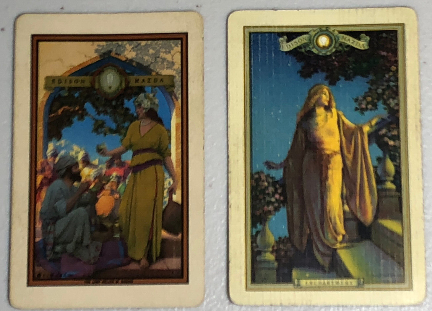 2 VINTAGE MAXFIELD PARRISH PLAYING CARDS ENCHANTMENT AND LAMP SELLER OF BAGDAD