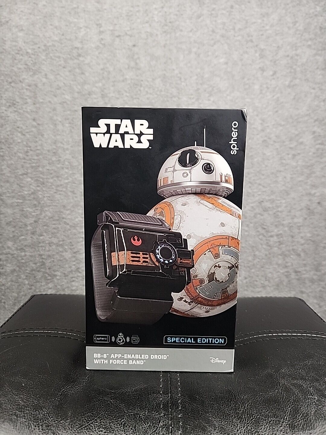 Disney Sphero Star Wars BB-8 App Enabled Droid with Force Band Special Edition