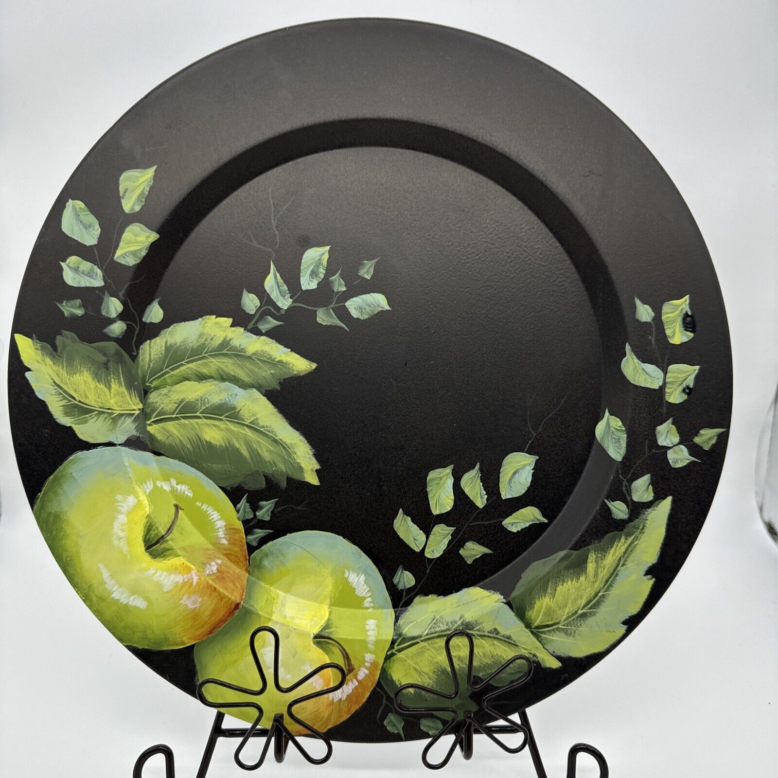 Vtg ROUND  Tole HAND Painted Metal Tray Fruit -Apples 12.25” Dia GORGEOUS DETAIL