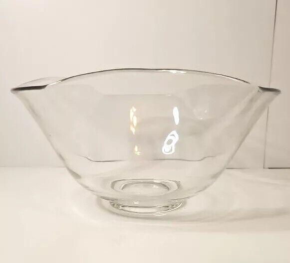 Vintage Triangle Shaped Clear Glass Bowl, Serving, Decoration, Fruit EUC