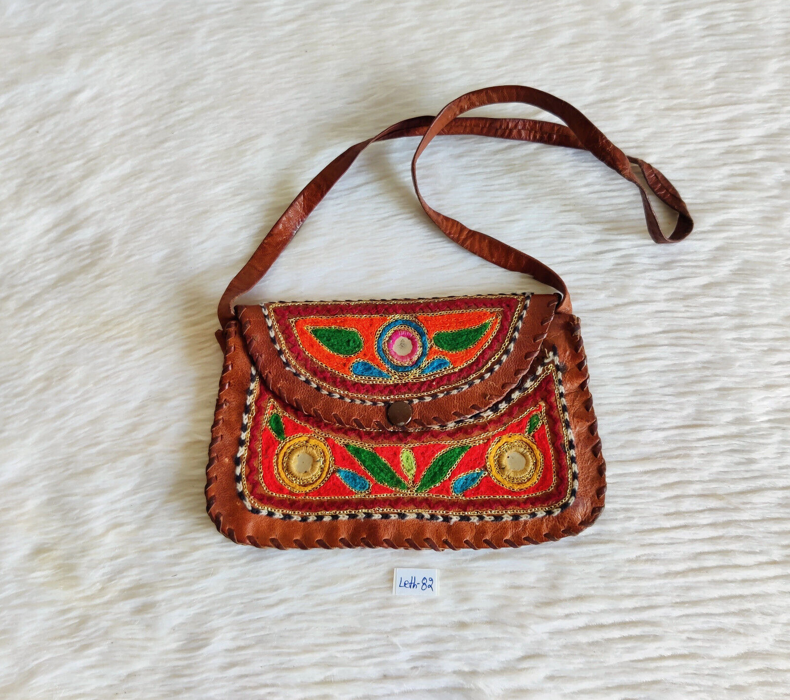Vintage Beautiful Handmade Leather Cloth Stitched Multi Color Purse LETH82