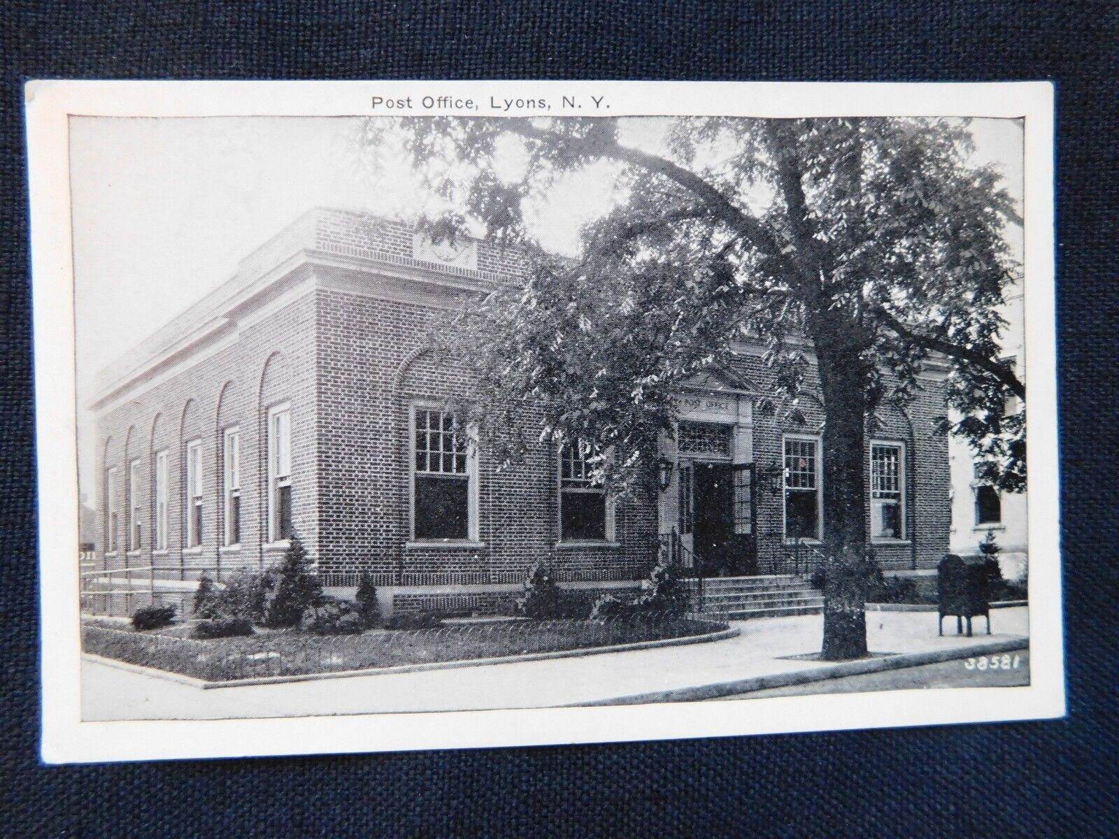 Antique PreLinen Postcard~ Lyons New York Post Office