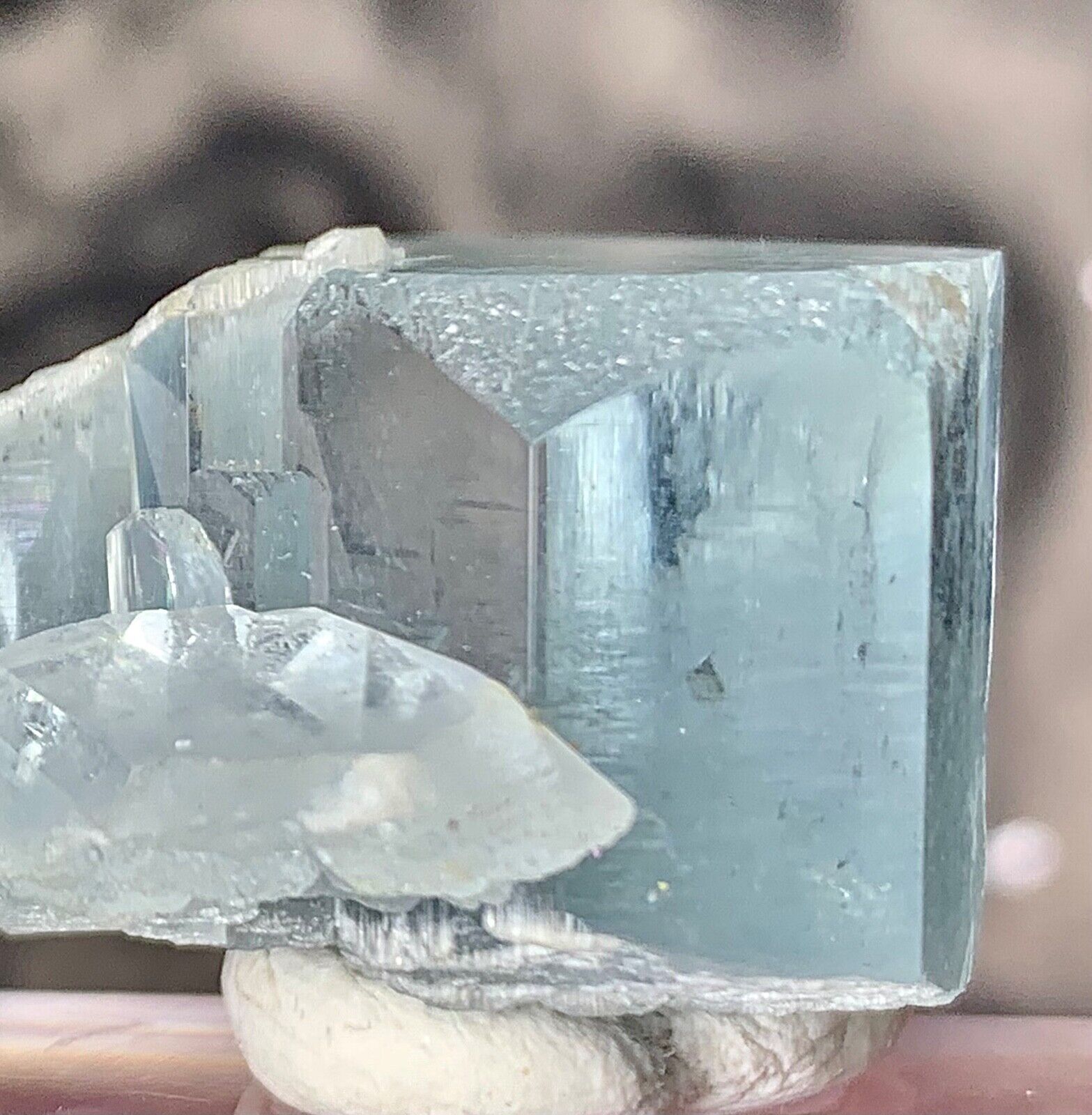 125 carat aquamarine crystal from Skardu Pakistan