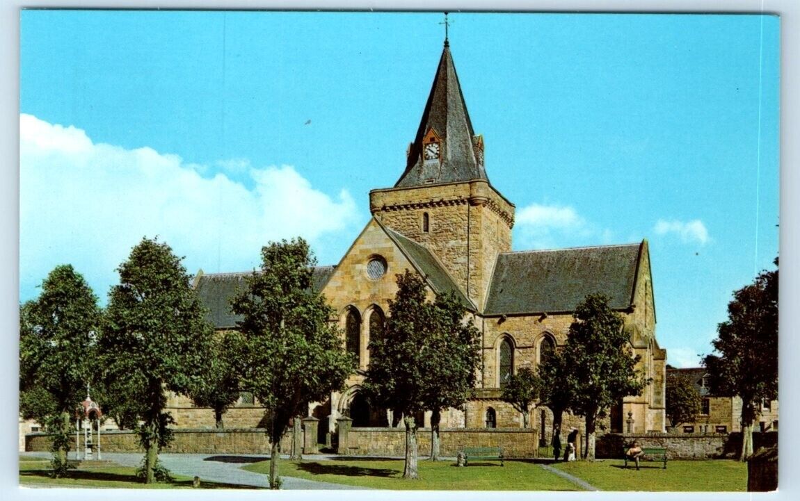 Dornoch Cathedral SCOTLAND UK Postcard