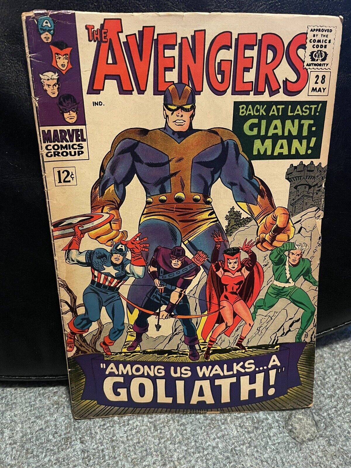 Avengers#28 1966 Giant Man Becomes Goliath.  Marvel Comics Fine condition
