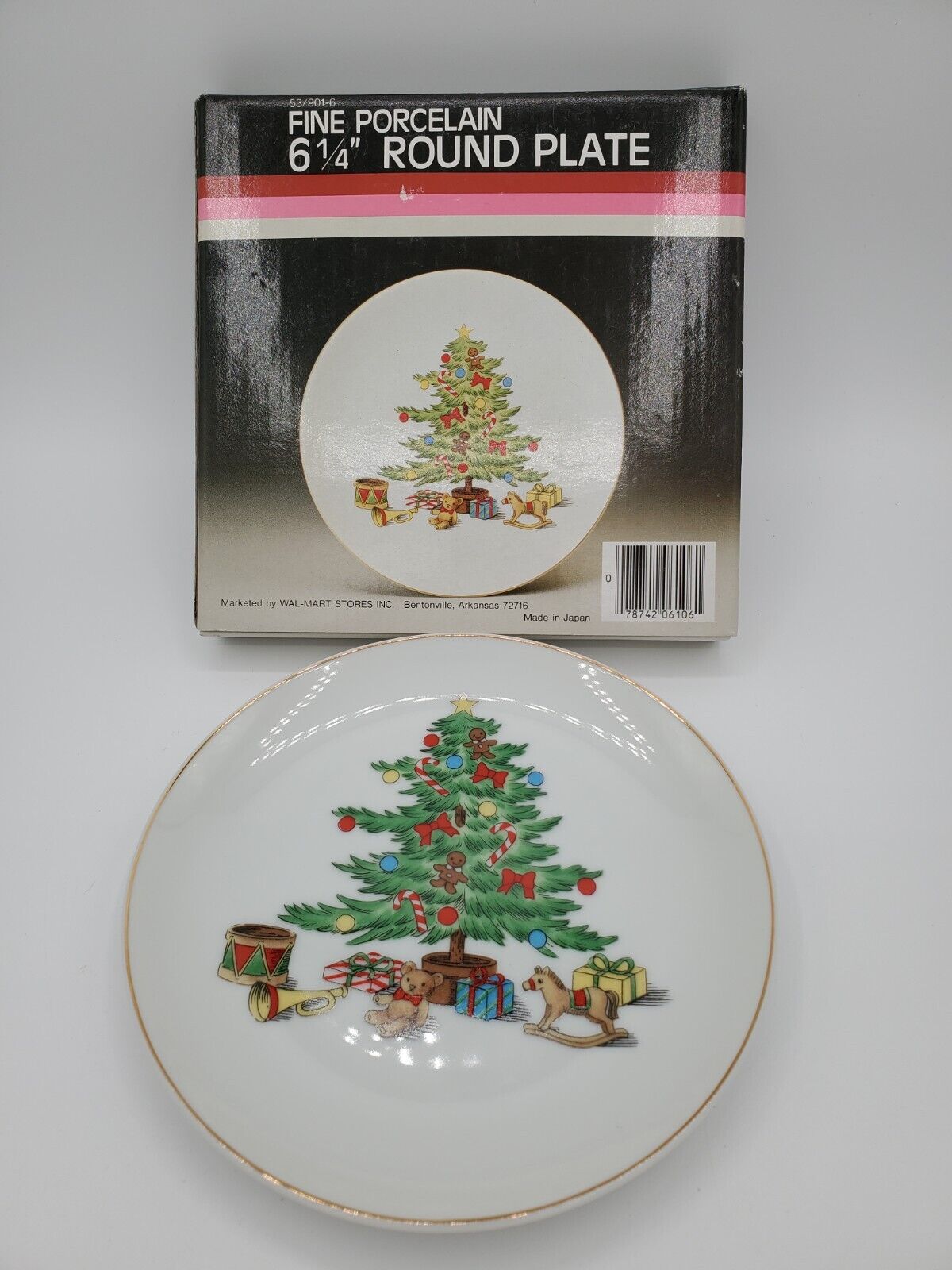 Vintage Shibata Fine Porcelain Plate Christmas Tree 6.25 Inch Wal-Mart Exclusive