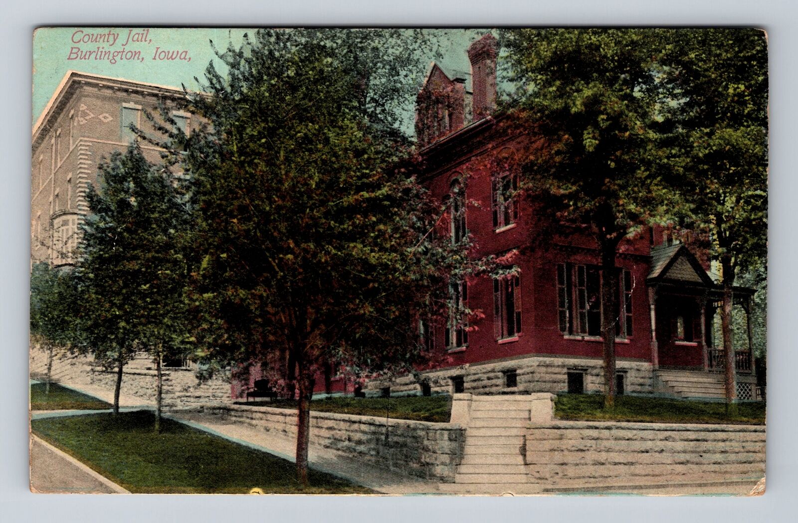 Burlington IA-Iowa, Scenic View County Jail, Antique Souvenir Vintage Postcard