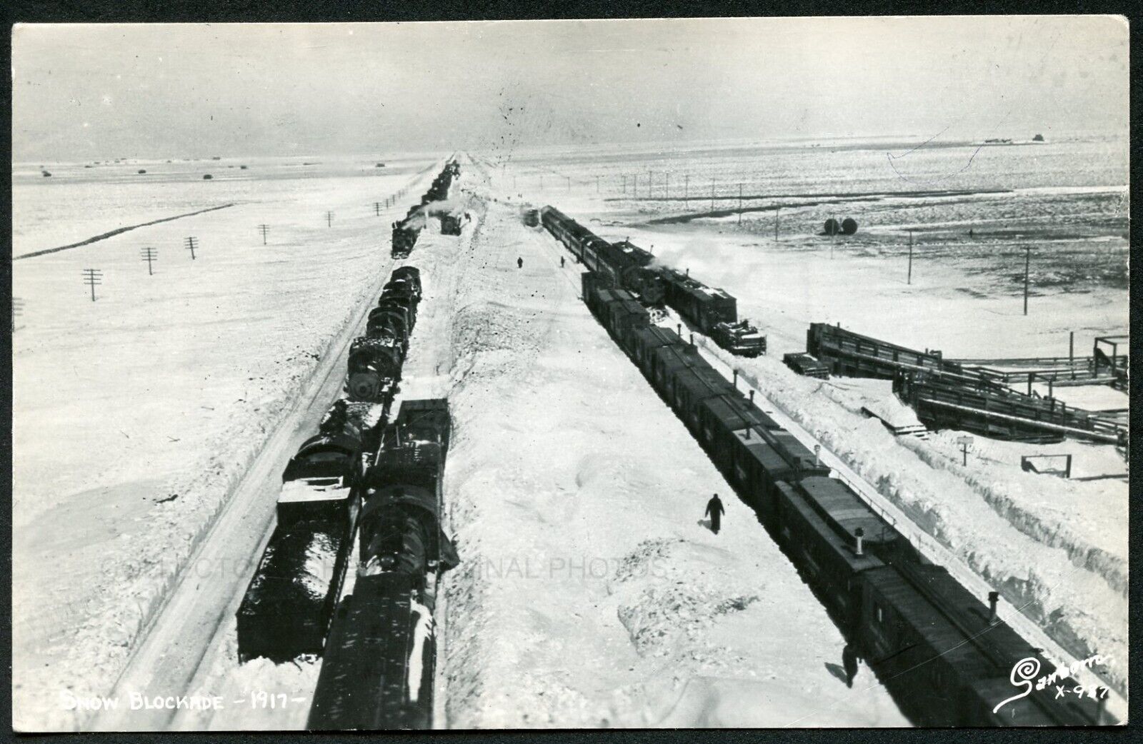 ROCK RIVER WYOMING - RAILROAD TRAIN SNOW BLOCKADE 1917 RPPC RP PHOTO POSTCARD