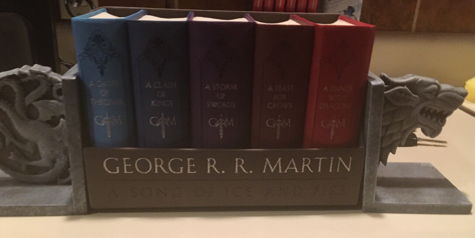 Game Of Thrones Fire And Blood Bookends + Book set
