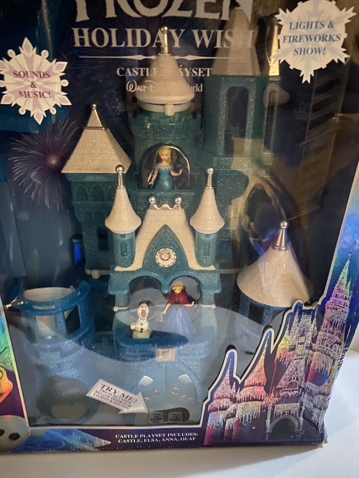NEW RARE Disney Parks Frozen Holiday Wish Walt Disney World Castle Play Set