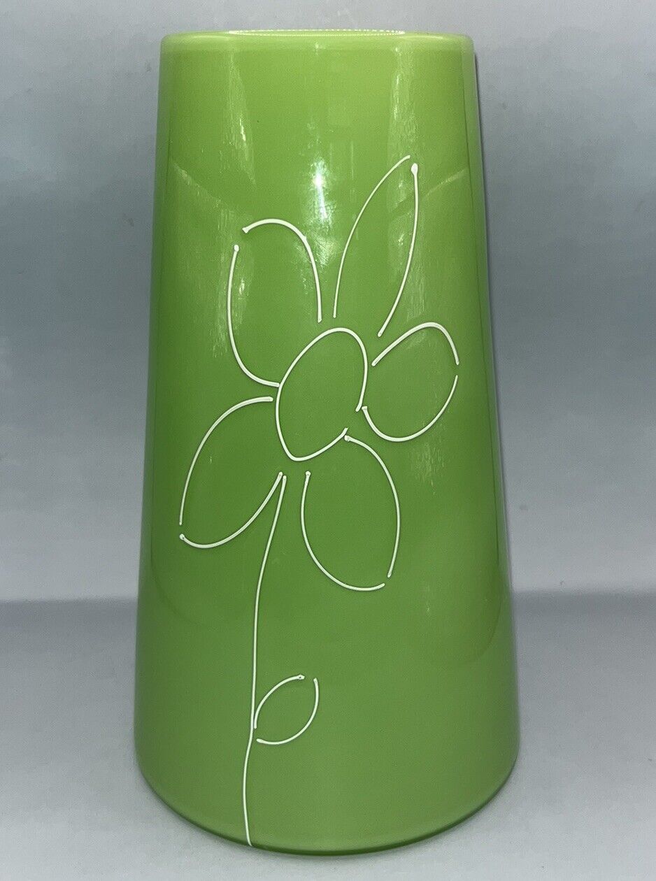 Two Tone Studios Flower Vase In Green 8.5 Inches