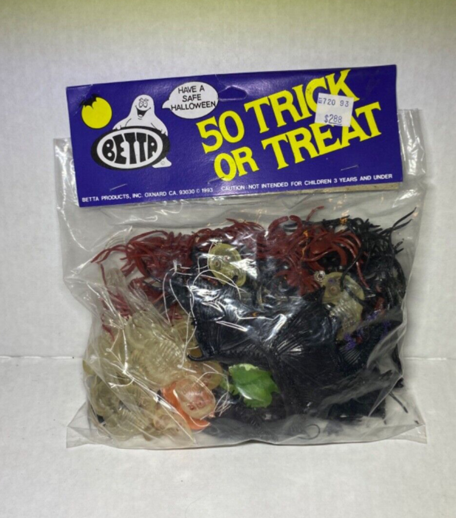 Vintage 1993 BETTA Halloween Trick Or Treat Rubber Halloween Bag Goodies 50