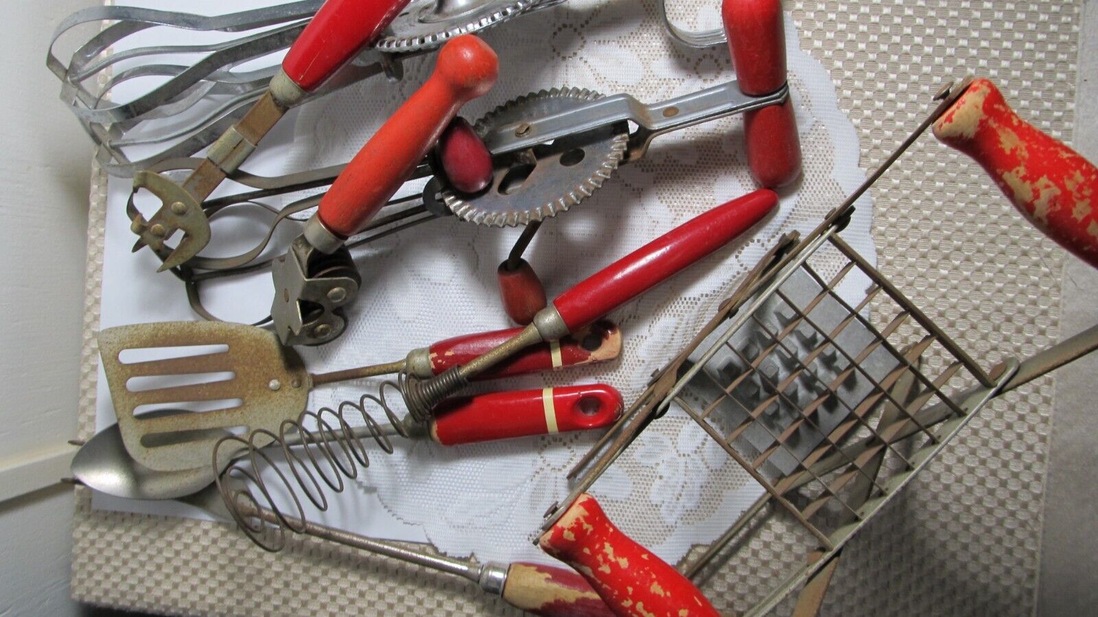 lot of 9 vintage kitchen tools utensils with red and white handles ~ show only