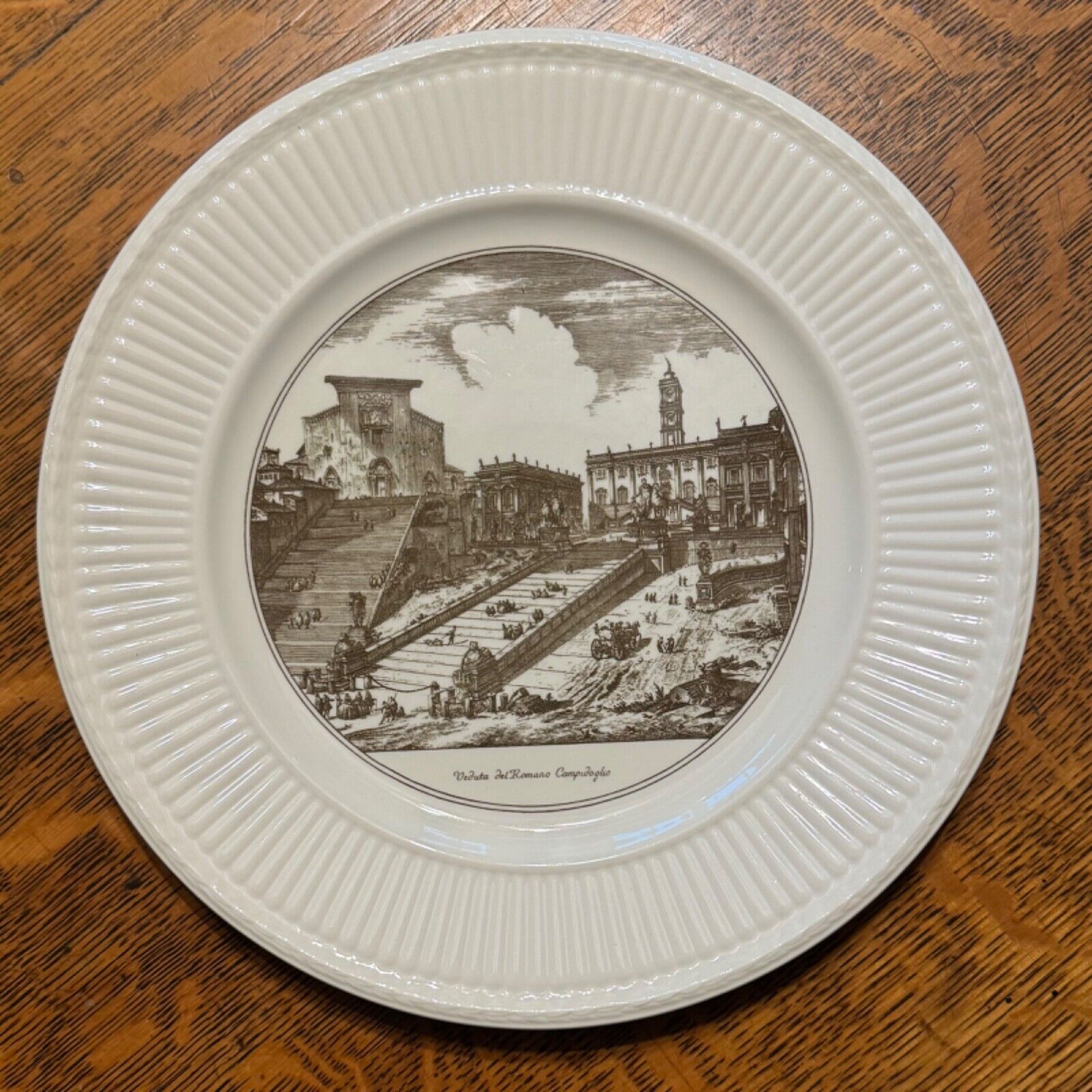 WEDGWOOD VINTAGE CAPITOL AND THE STEPS OF ST.MARY IN ARACOELI DINNER PLATE