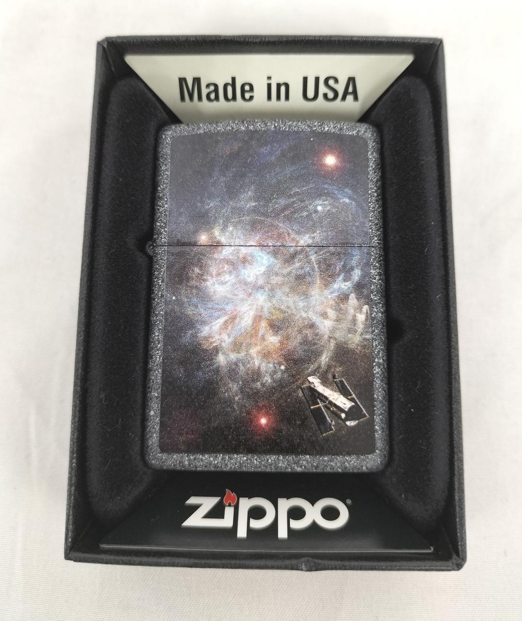 Zippo 211/Planeta Far Galaxies Oil Lighter