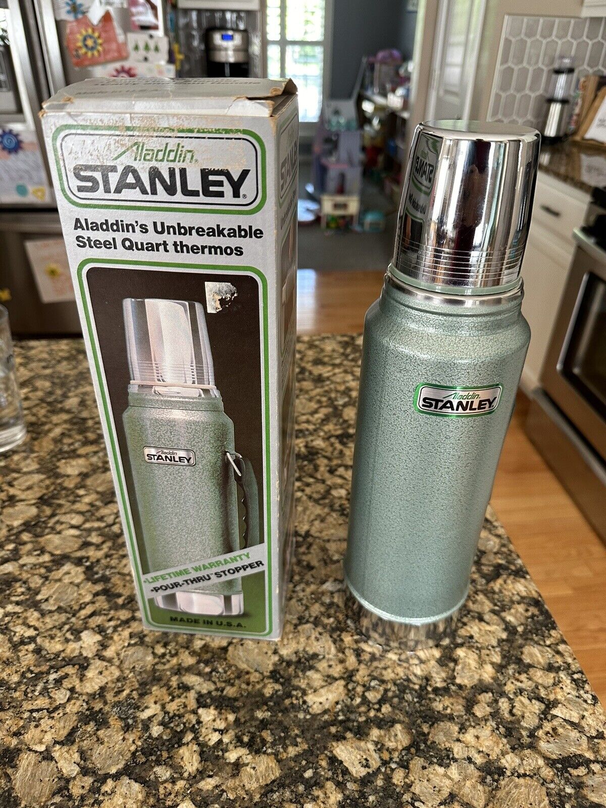 Vintage Green Aladdin Stanley Steel Thermos Green 1 Quart A944 DH With Box