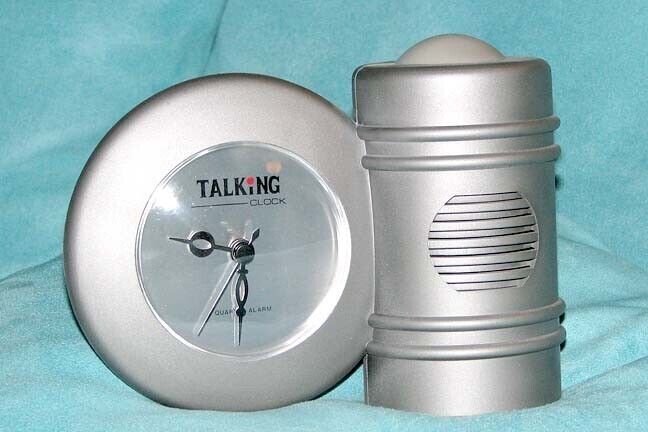 Talking Analog & Digital Alarm Clock English Speakiing