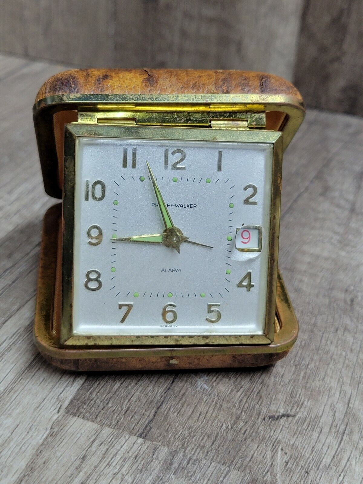 Vintage Phinney Walker Traveling Alarm Clock With date