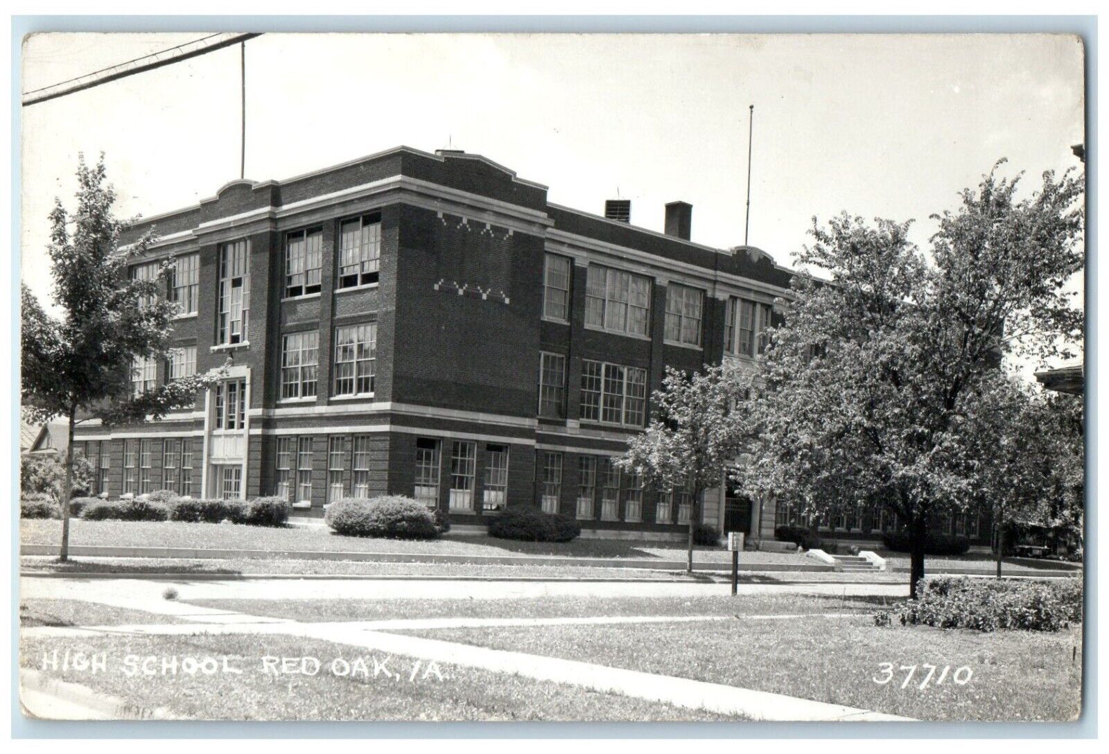 c1940\'s High School Building Campus Red Oak Iowa IA RPPC Photo Vintage Postcard