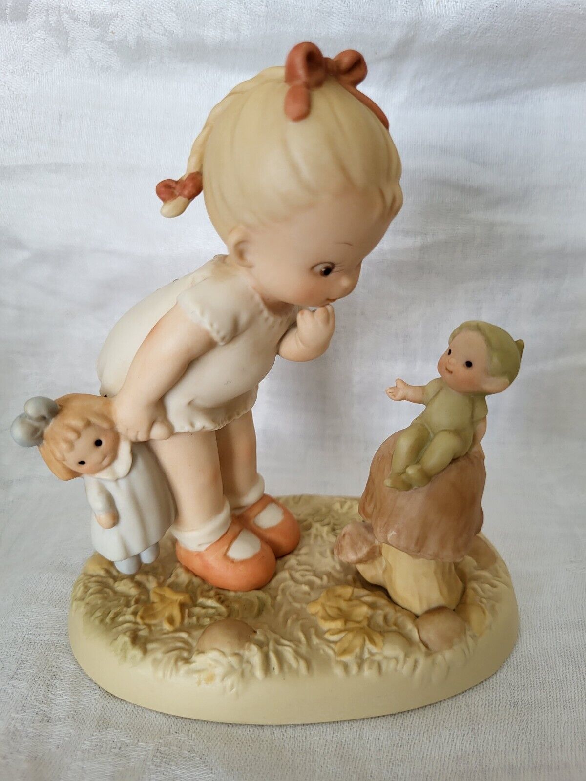 Lucie Atwell Good Morning Little Boo-boo figurine 1991 Enesco Memories