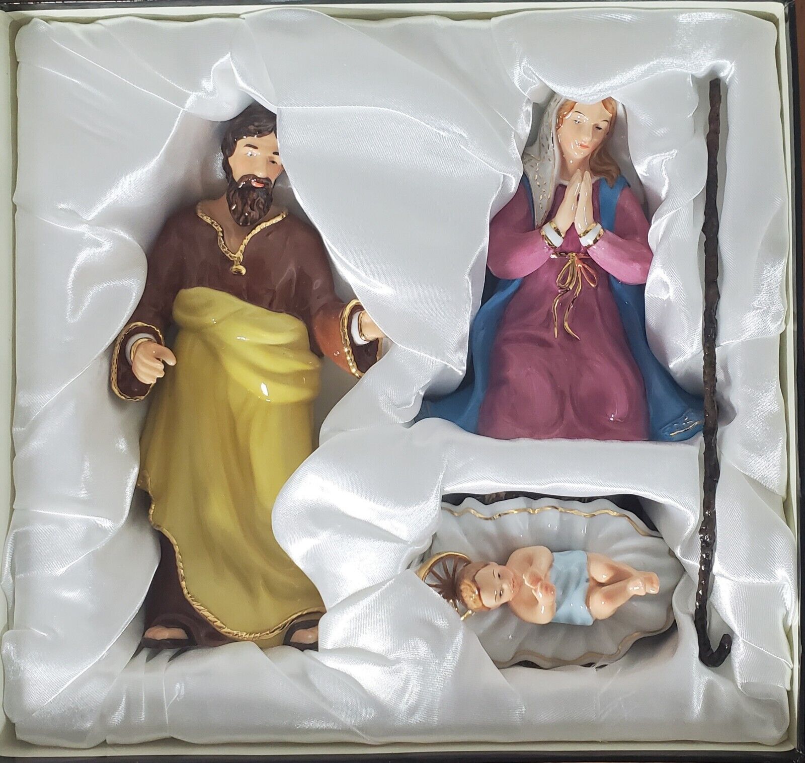 Royal Doulton Holiday Traditions Nativity Holy Family Jesus Mary Joseph 