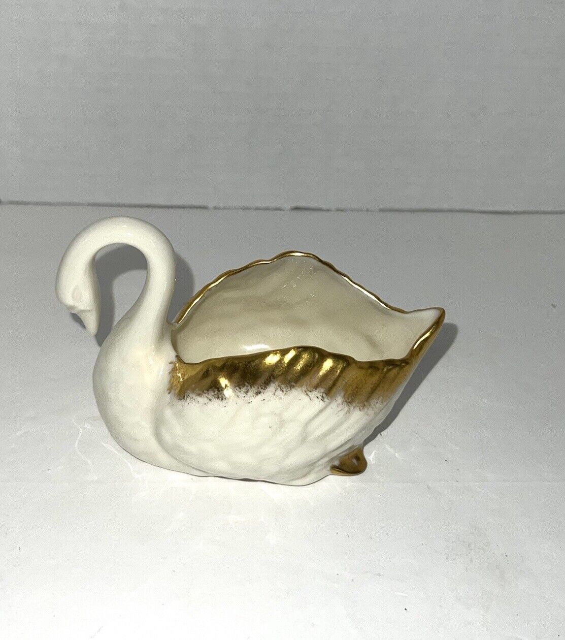 LENOX USA 100-86 Swan Bird Gold Trim Porcelain Figurine Trinket Dish