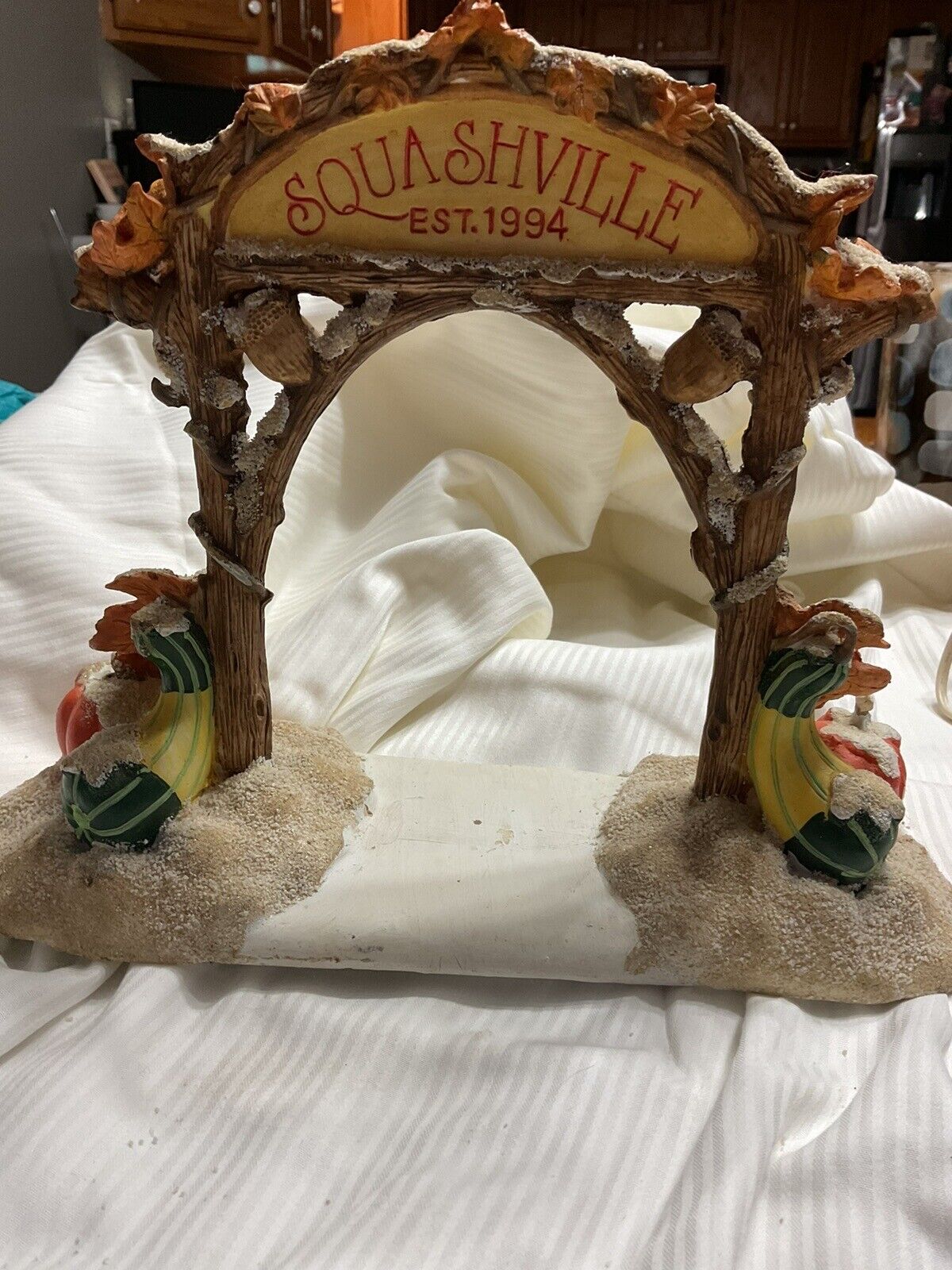Charming Tails Squashville Entry Arch