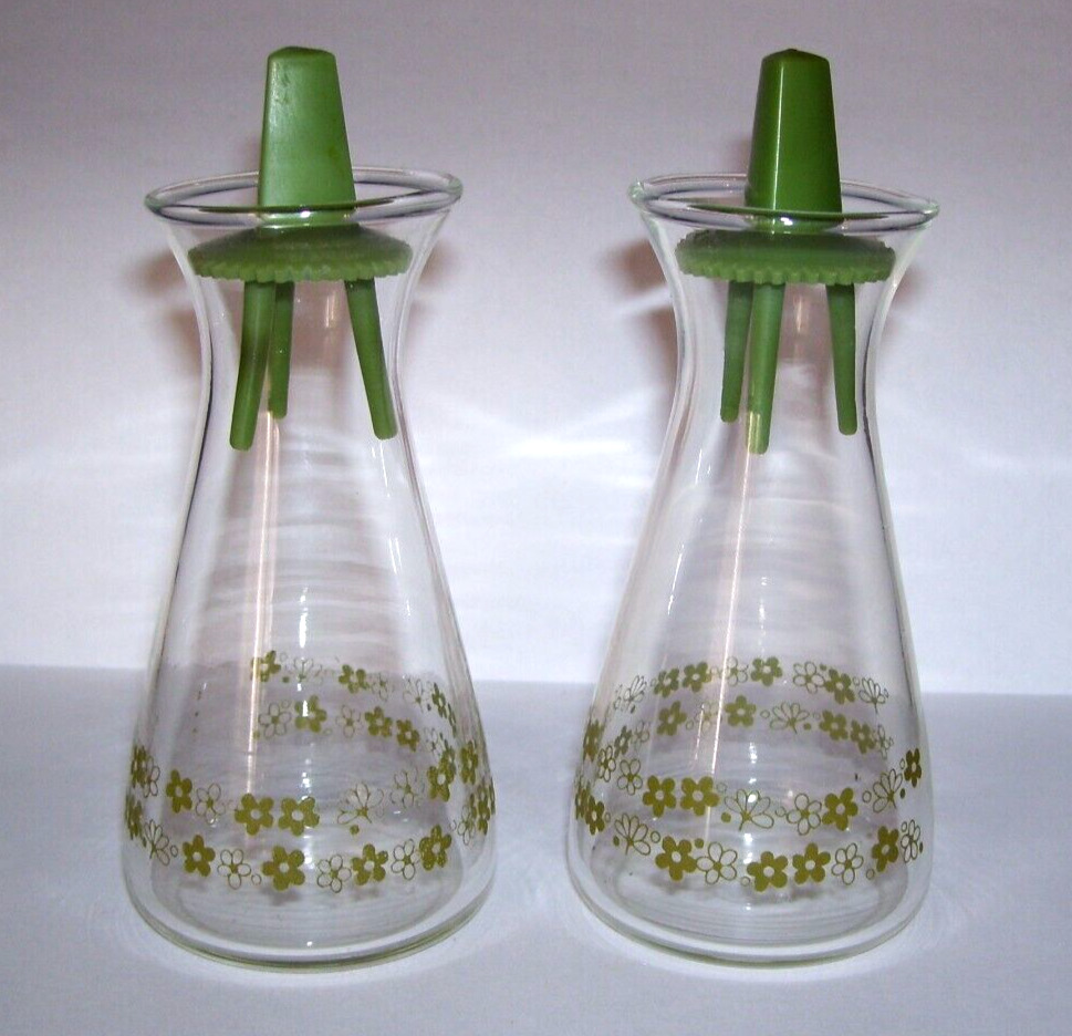 Vintage Glass Pyrex Crazy Daisy / Spring Blossom Salt & Pepper Shakers