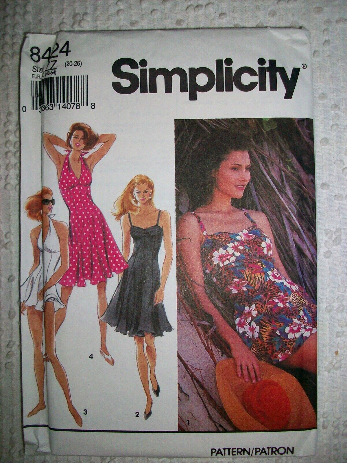 SIMPLICITY Vintage 90s Sewing Pattern 8424 Swim & Halter Sundress Shorts 20-26