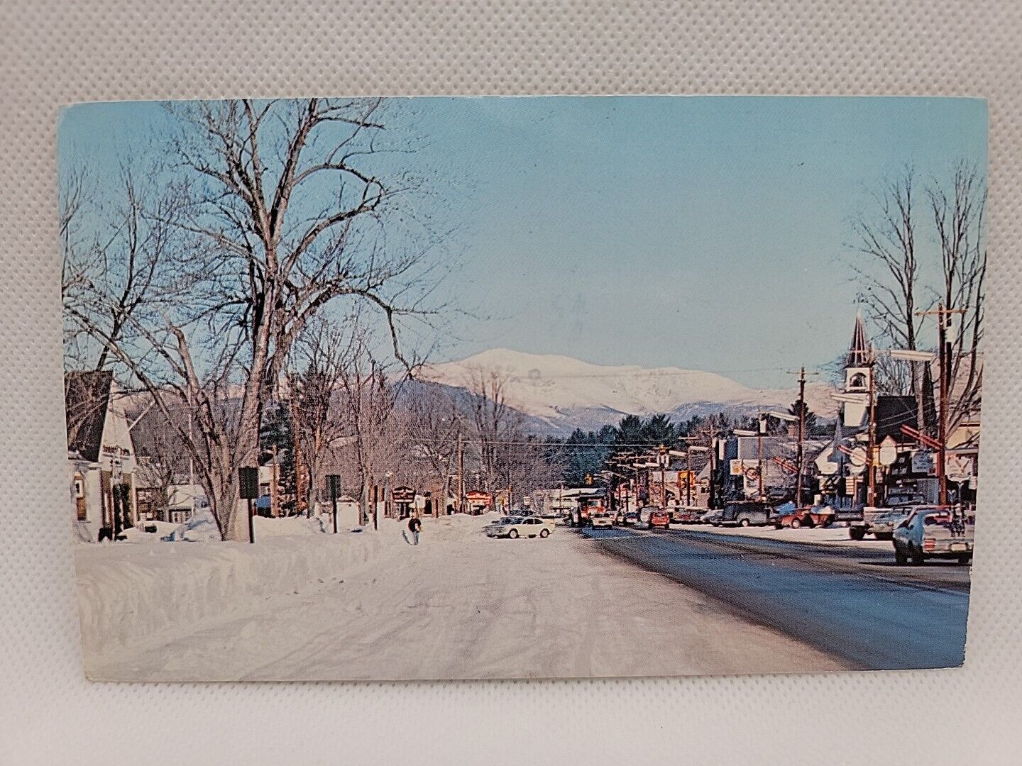 Vintage Postcard Main Street North Conway New Hampshire Mt. Washington Mountain