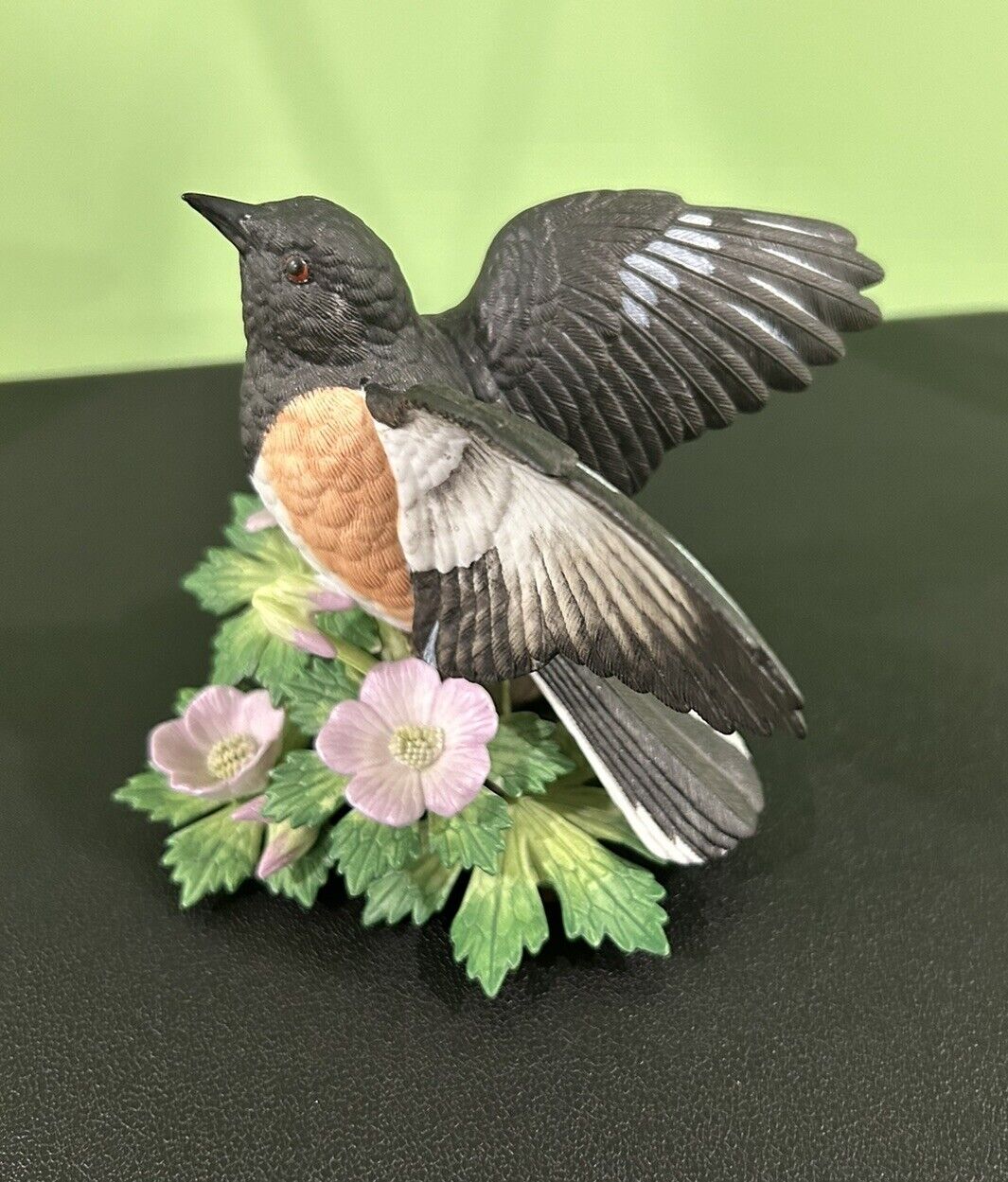 Lenox RUFOUS-SIDED TOWHEE Porcelain Bird Figurine 4.5\