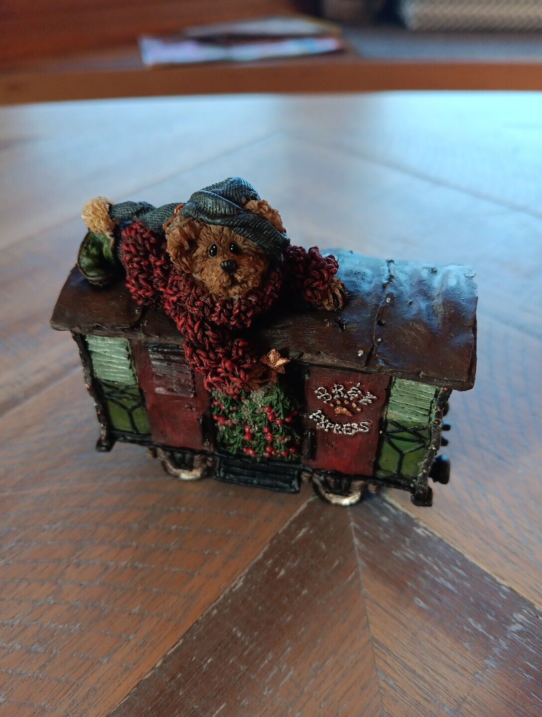 Boyds Bears & Friends Boxcar Chillie... Starring Roll  #2485 