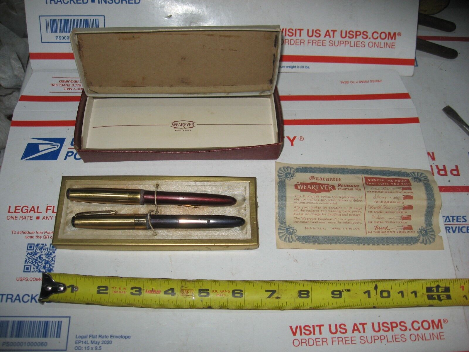 VINTAGE WEAREVER FOUNTAIN PENS WITH BOX