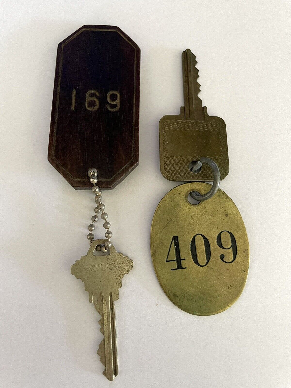 VTG Pair of Hotel Motel Room Keys with Large Wood and Brass Fobs Rooms 409, 169