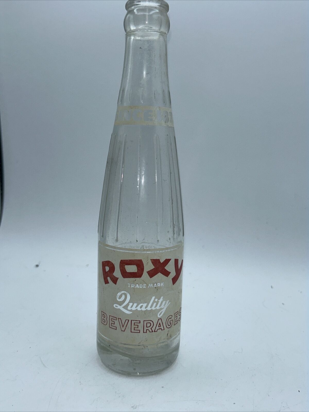 Vintage Rare Red ROXY Quality Beverages Hicksville Bottling Company, New York ￼