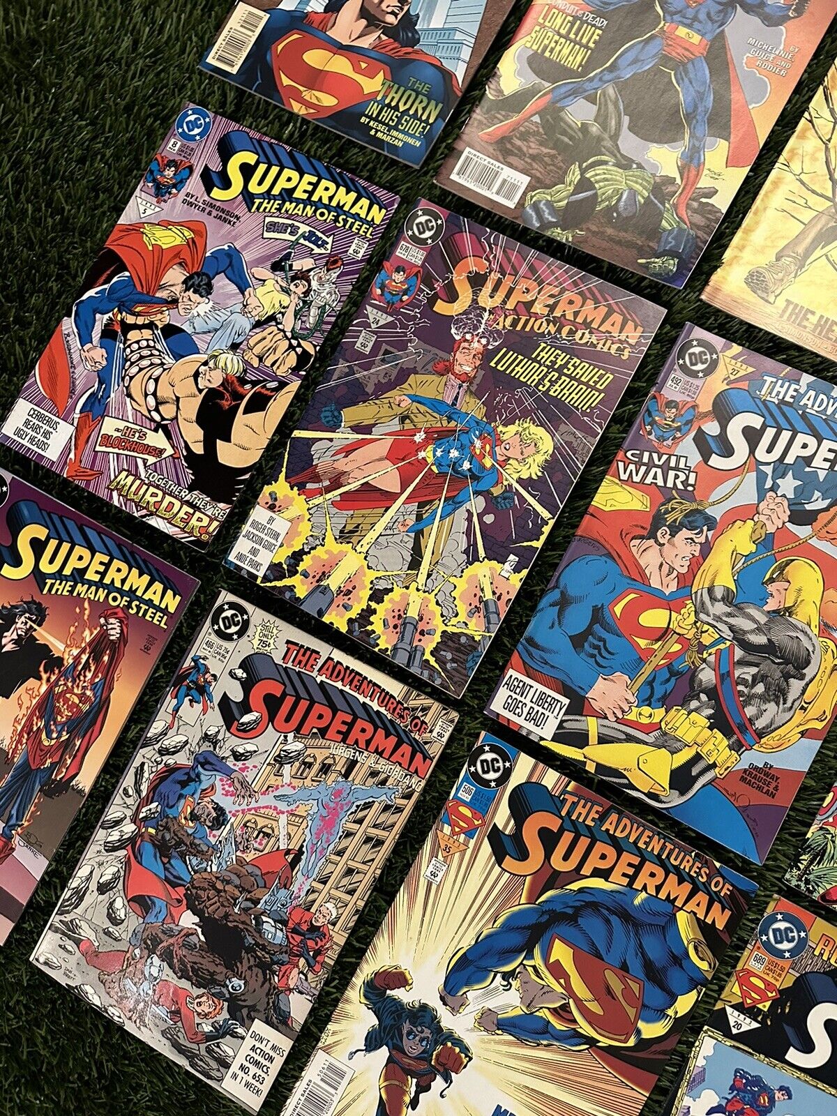 VTG 90’s Superman DC Comics- Rare editions/Mint Condition (15 Comics)