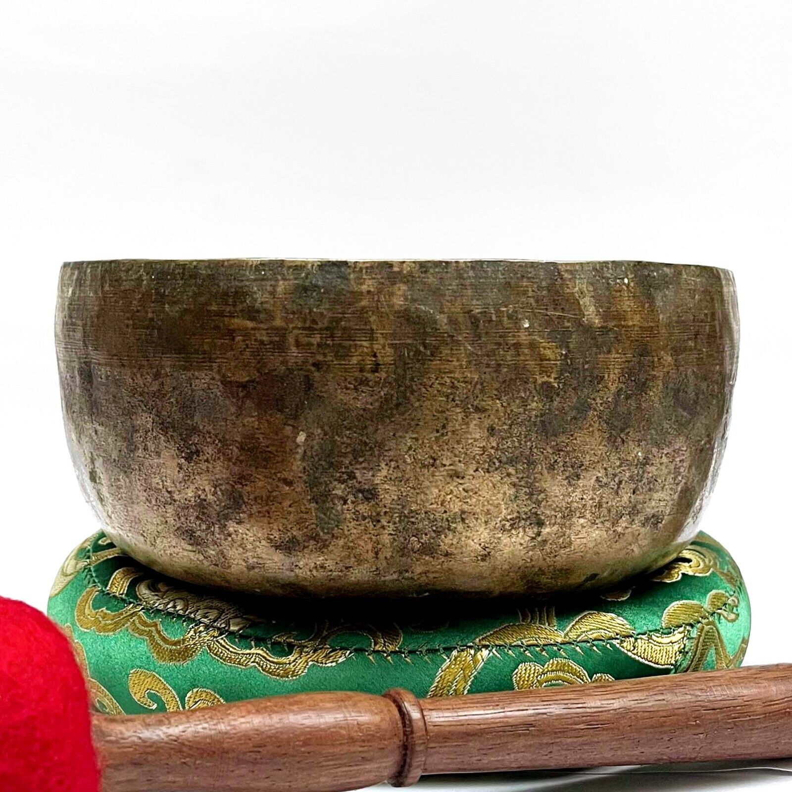 40 Years old Meditation Antique Yoga Singing Bowl Buddhist Tibetan Vintage Nepal