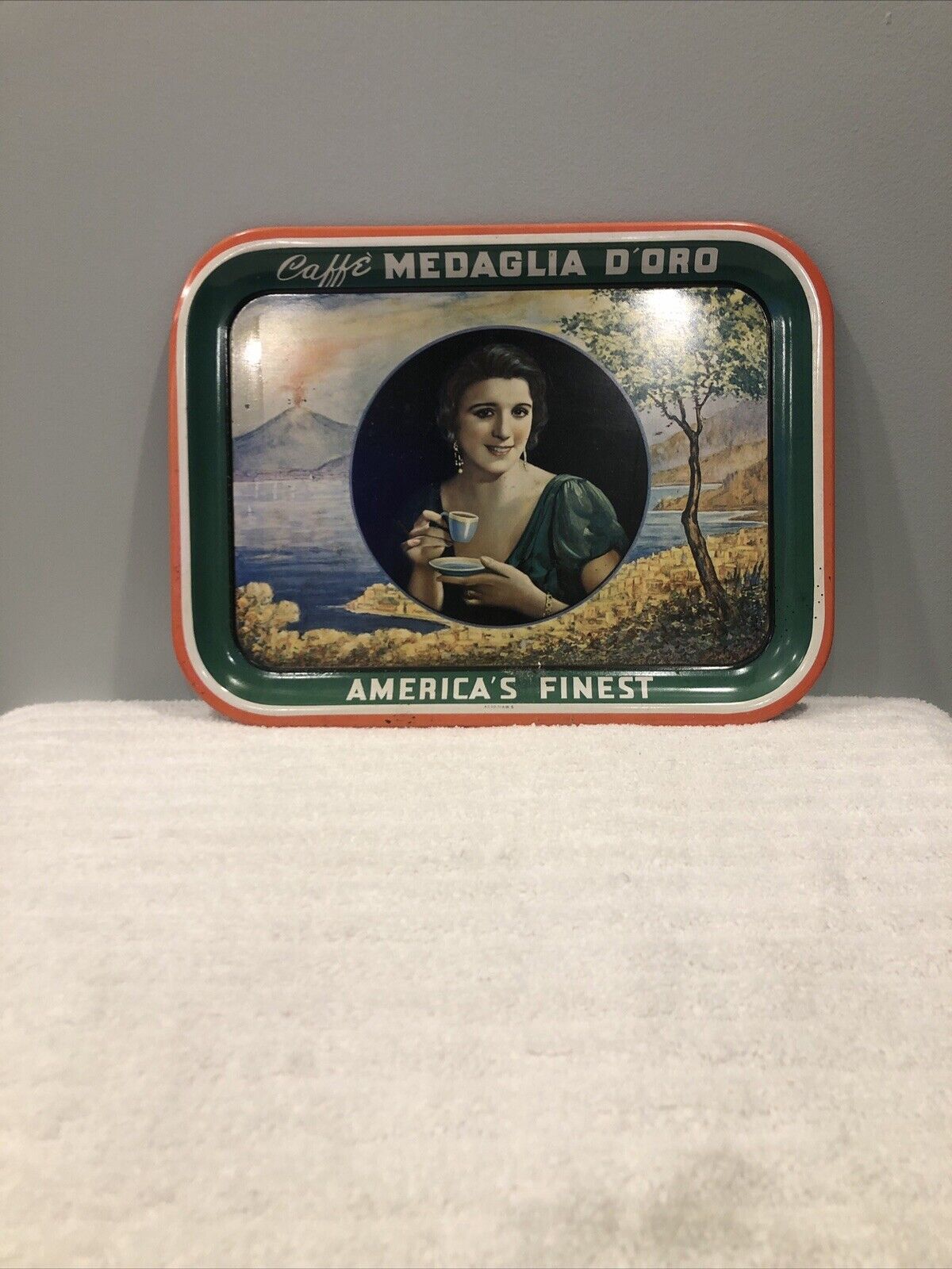 Vintage Caffe Medaglia D'oro America's Finest Coffee advertising tray