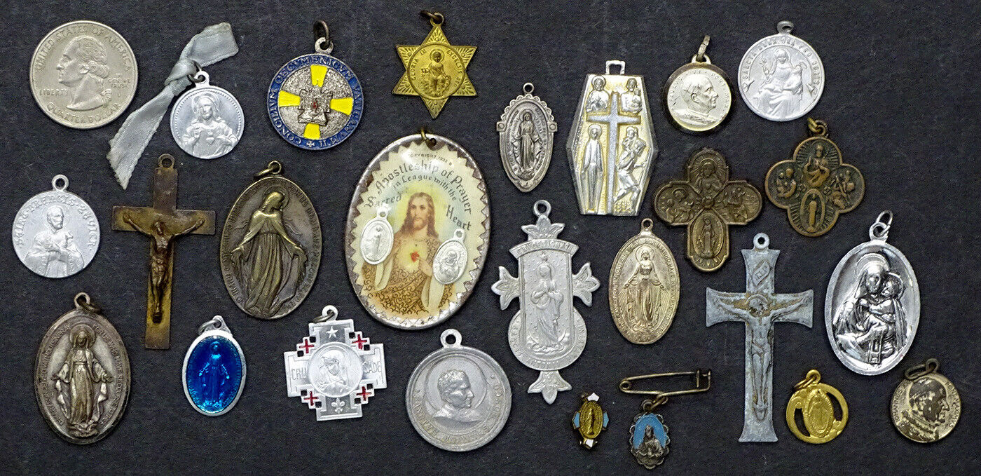 Lot of 25 ANTIQUE Vintage CATHOLIC SAINT Religious HOLY MEDAL Pendant Badge Pin