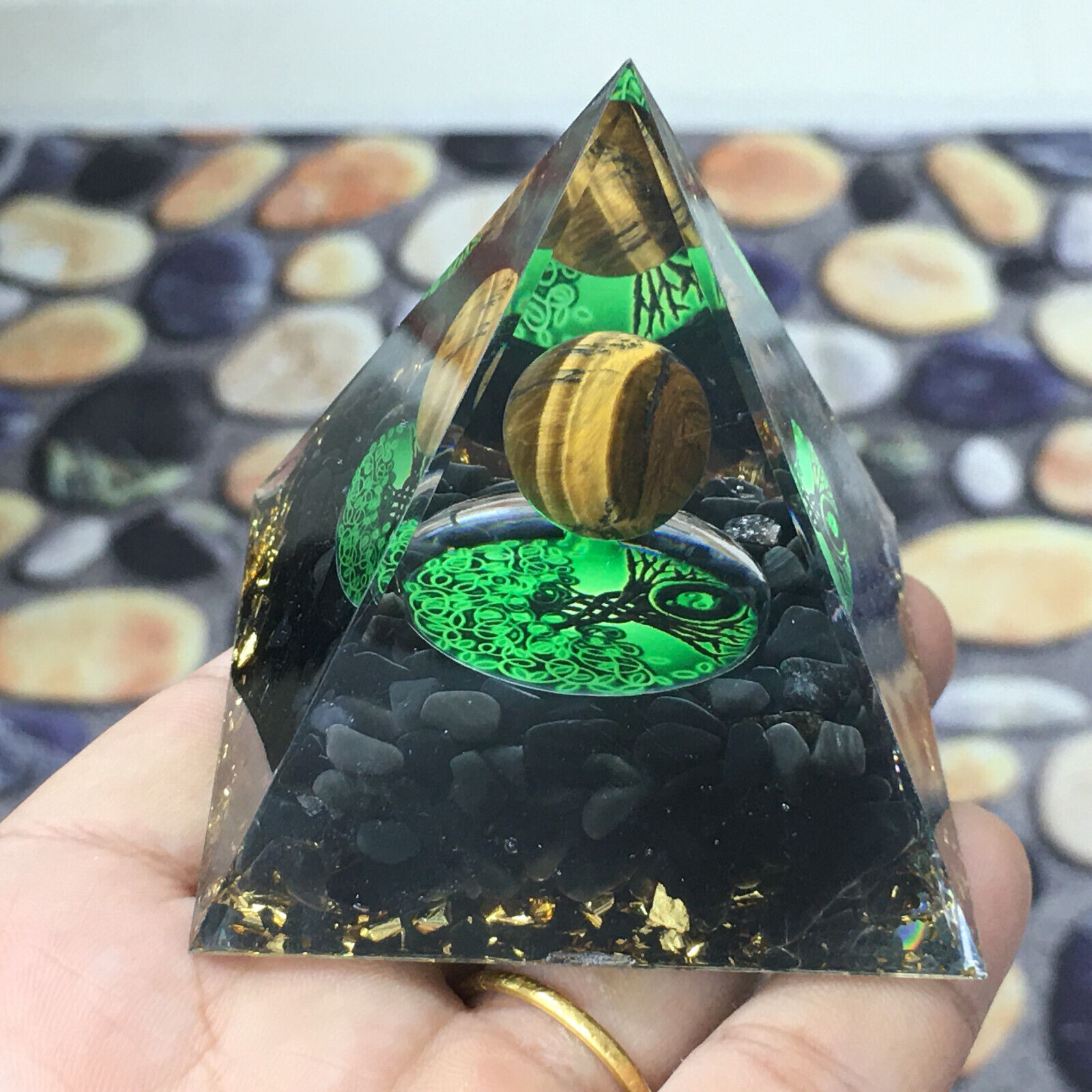 5*5*5cm Orgonite Pyramid  ， Chakra Energy quartz crystal healing 1pc