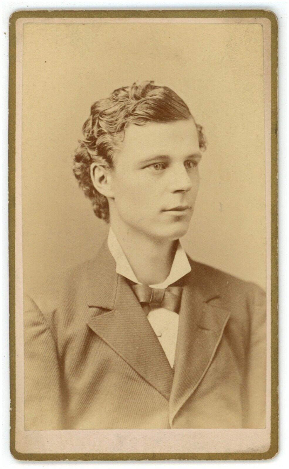 Antique CDV Circa 1870s Curtiss Handsome Young Man With Wavy Hair Madison, WI