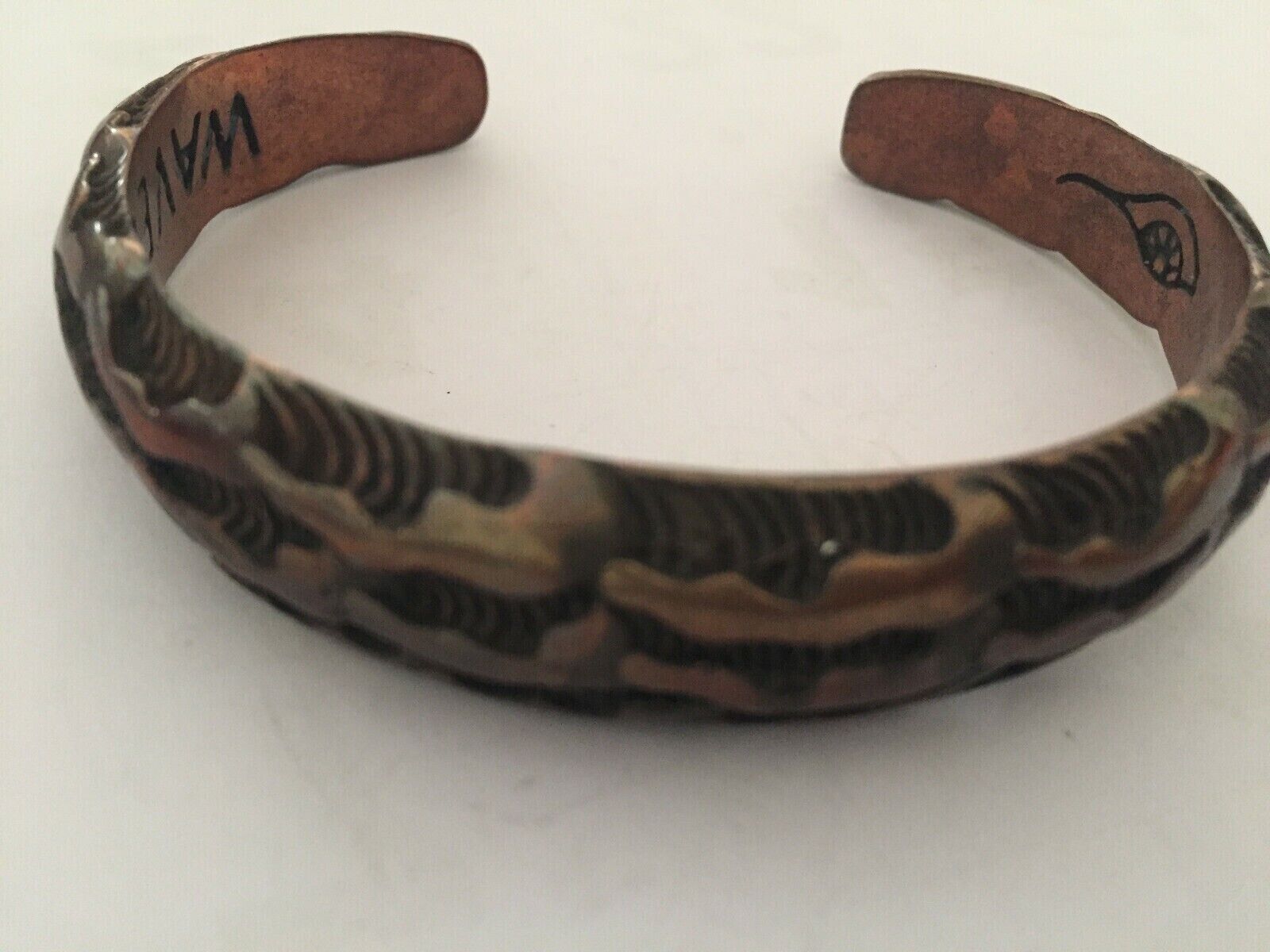 Vintage 1970s Waves of Gratitude Solid chunky Copper Cuff Bracelet Cool