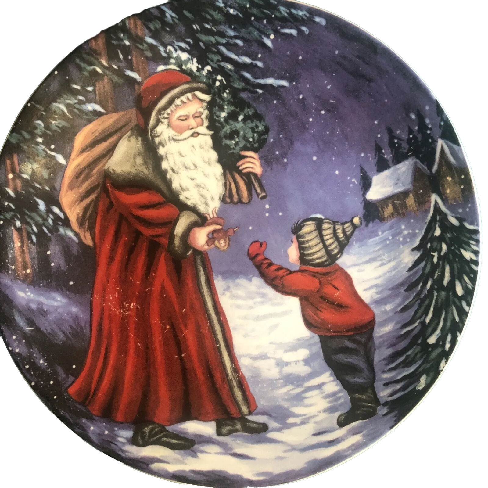 Old World Style Victorian Christmas Holiday Plate 8 1/4 Inch Diameter Santa