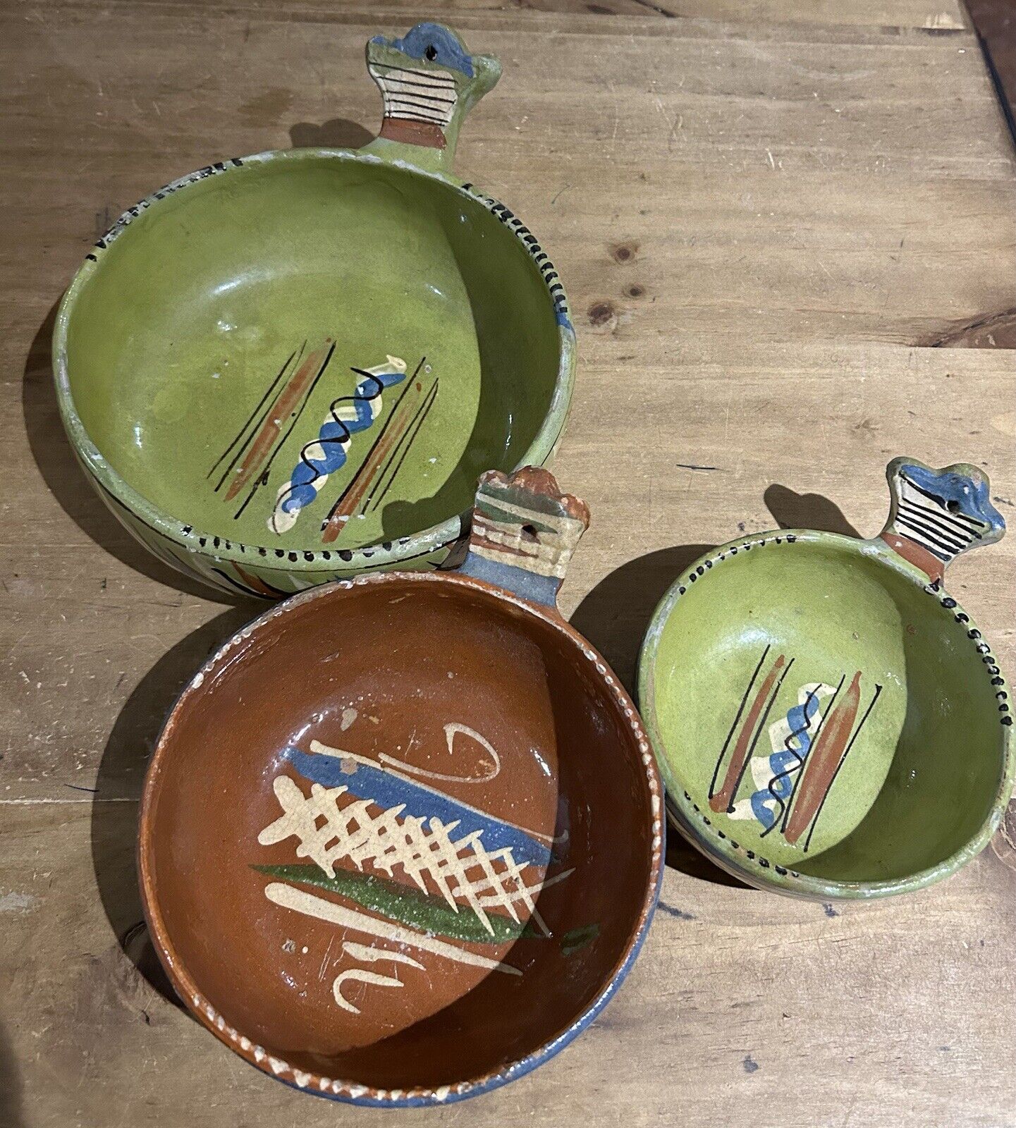 vintage set 3 redware cooking pots,Mexico,hand painted,4.5 to 8